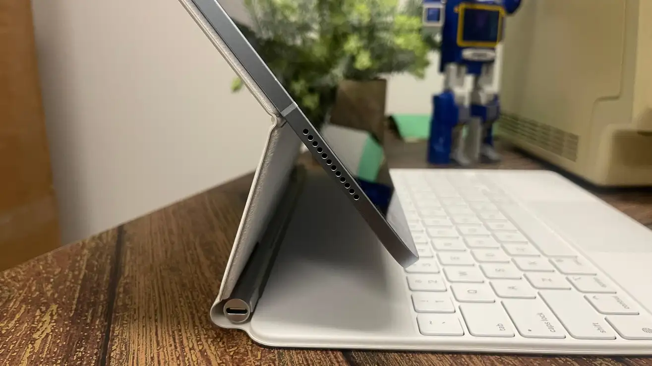 iPad Air 厚度照片