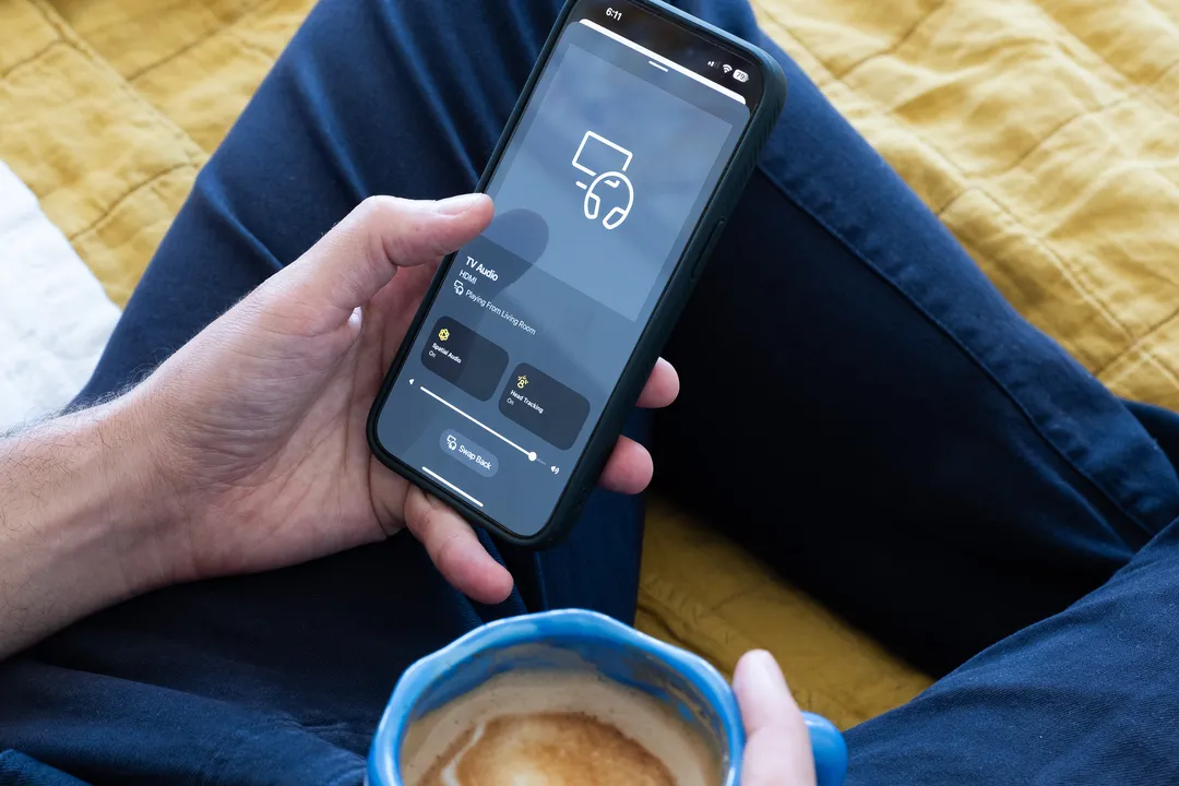 Sonos Ace 无线耳机的照片