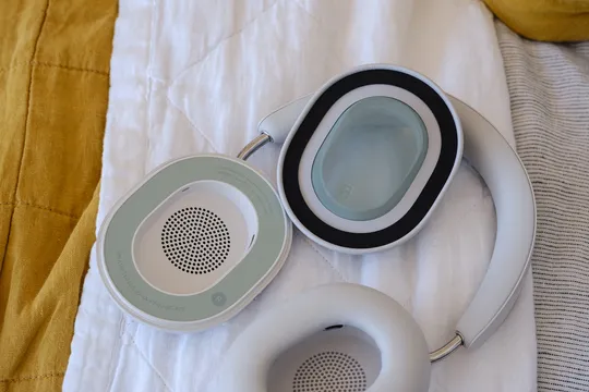 Sonos Ace 无线耳机的照片