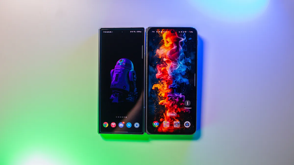 三星 Galaxy Z Fold 6 与 OnePlus 翻盖屏幕