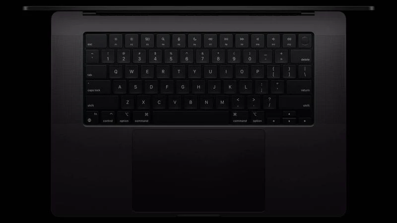 2024-MacBook-Pro-Space-Black.webp