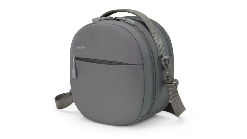 belkin-travel-bag.webp