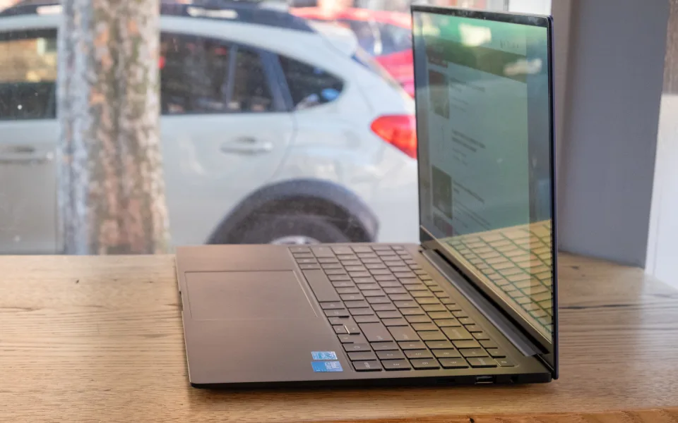 三星 Galaxy Chromebook Plus