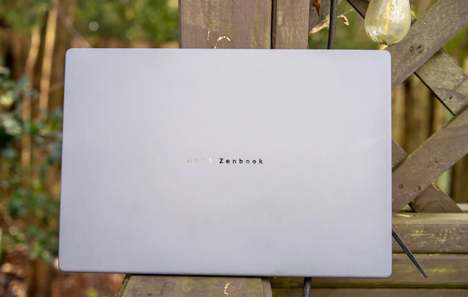 华硕 Zenbook A14