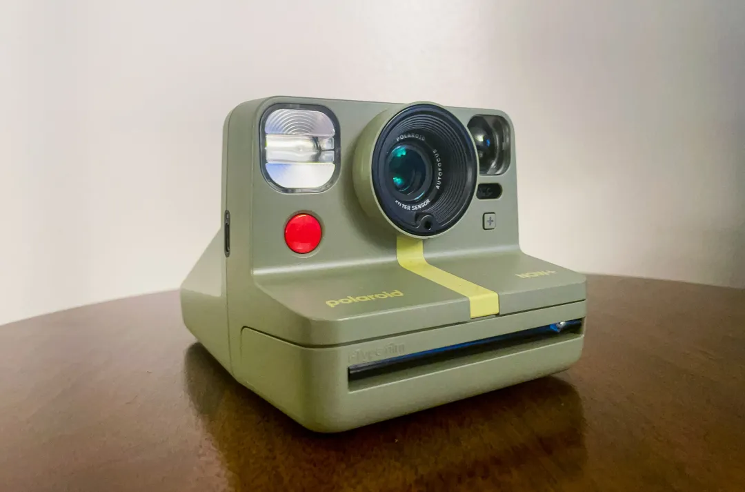 Polaroid Now Plus（第二代）