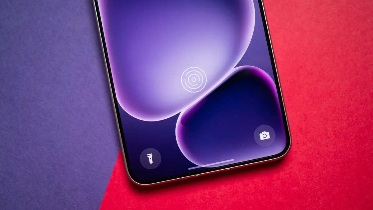 OPPO Find X8 Ultra 正面