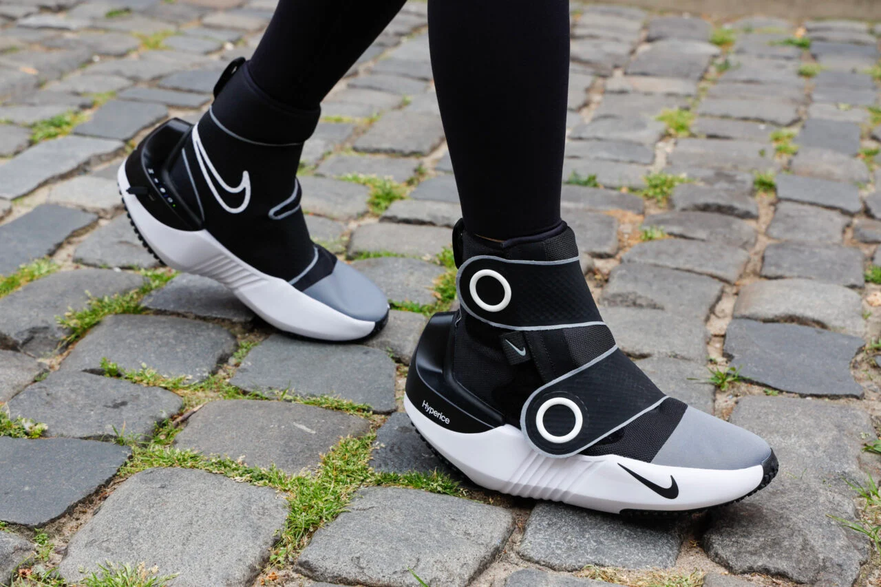 Nike Hyperice Hyperboot 评论