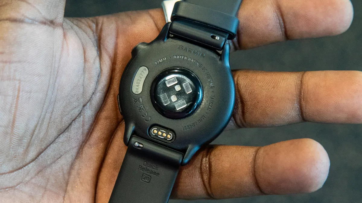 Garmin Vivoactive 6 传感器