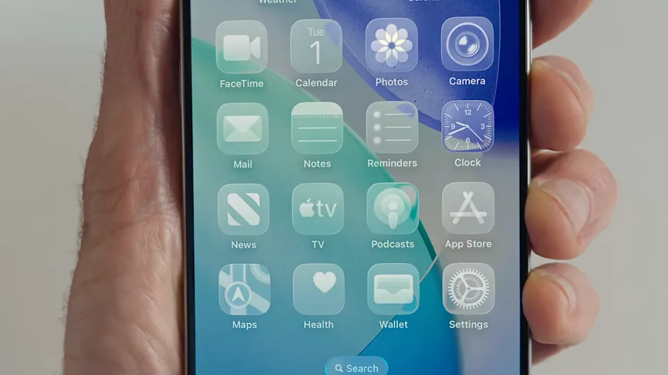 iOS 26 上的 Liquid Glass iOS 26 上的 Liquid Glass