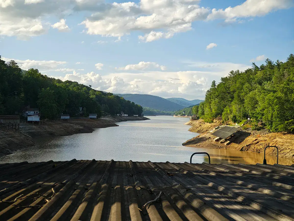 摩托罗拉 Razr Plus 2025 拍摄的照片样本