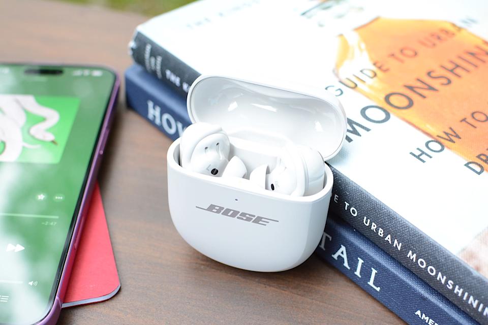 无线充电现已内置于外壳中。