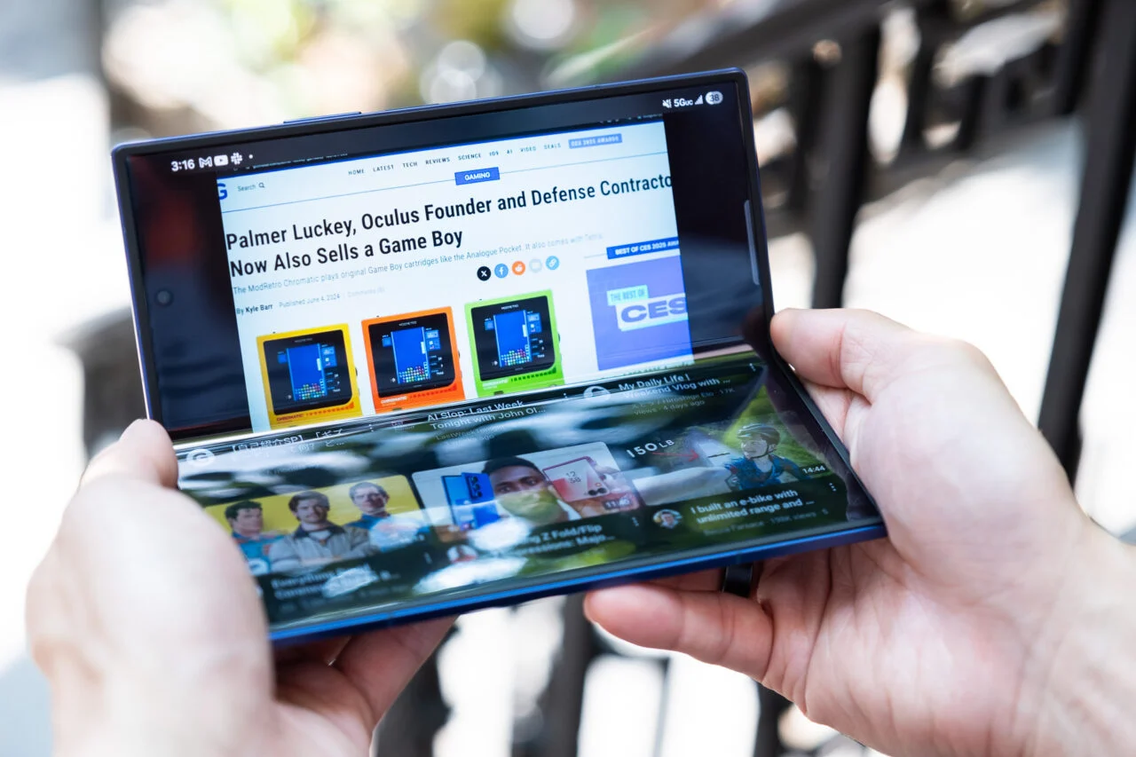 三星 Galaxy Z Fold 7 屏幕