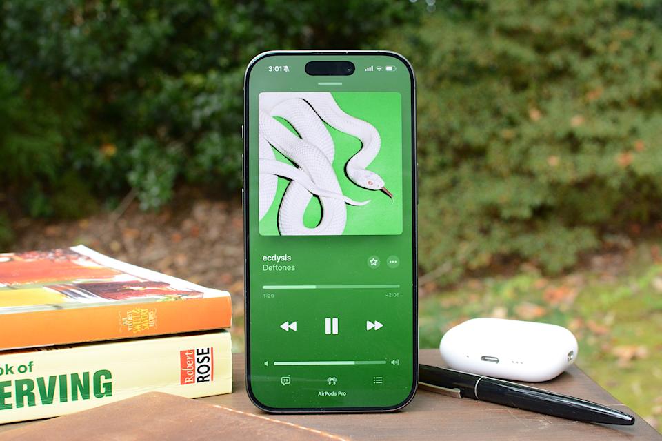 得益于全新的 A19 芯片，iPhone 17 可以轻松处理日常任务。
