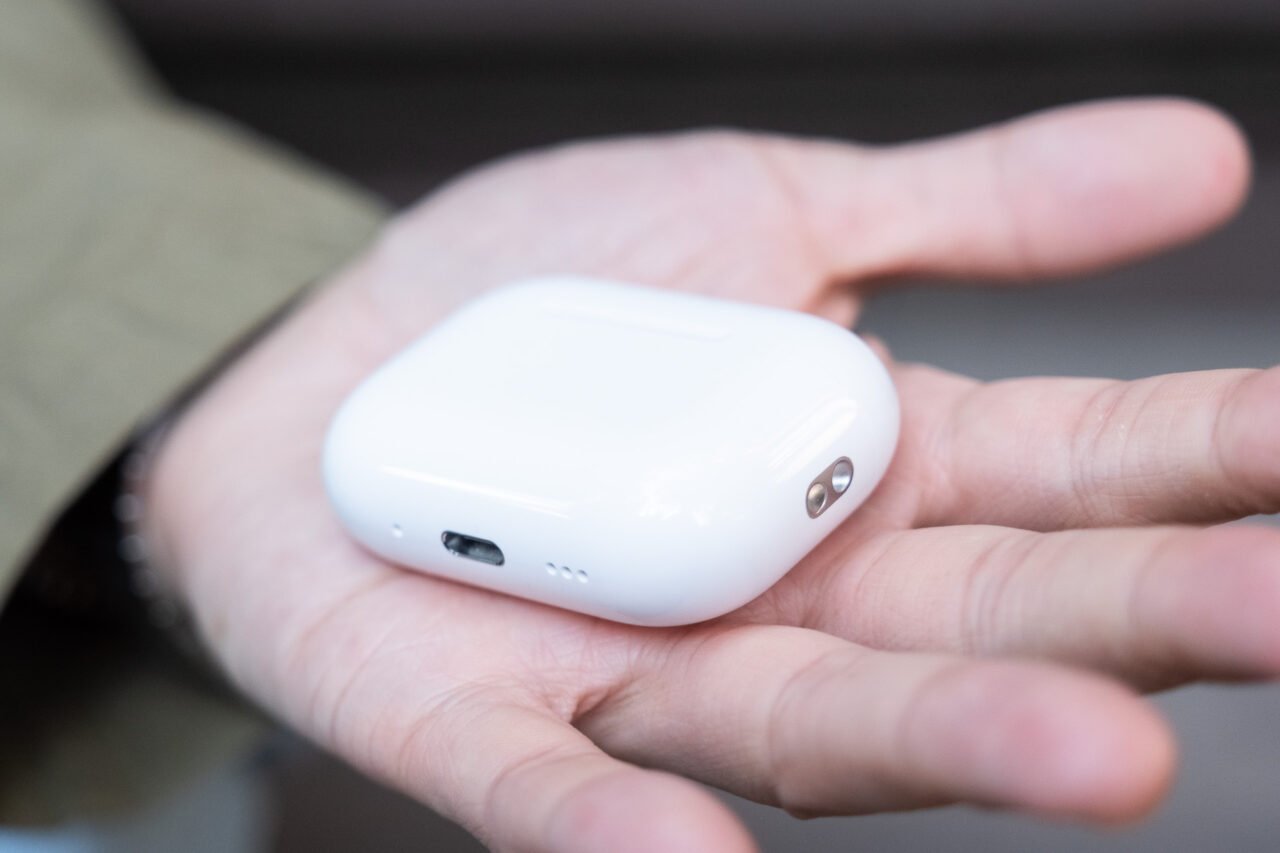 Apple AirPods Pro 3 电池