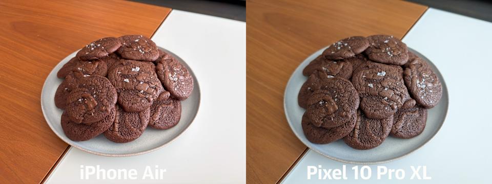 在这张自制饼干的照片中，iPhone Air 更清晰的细节和更温暖的色彩脱颖而出。