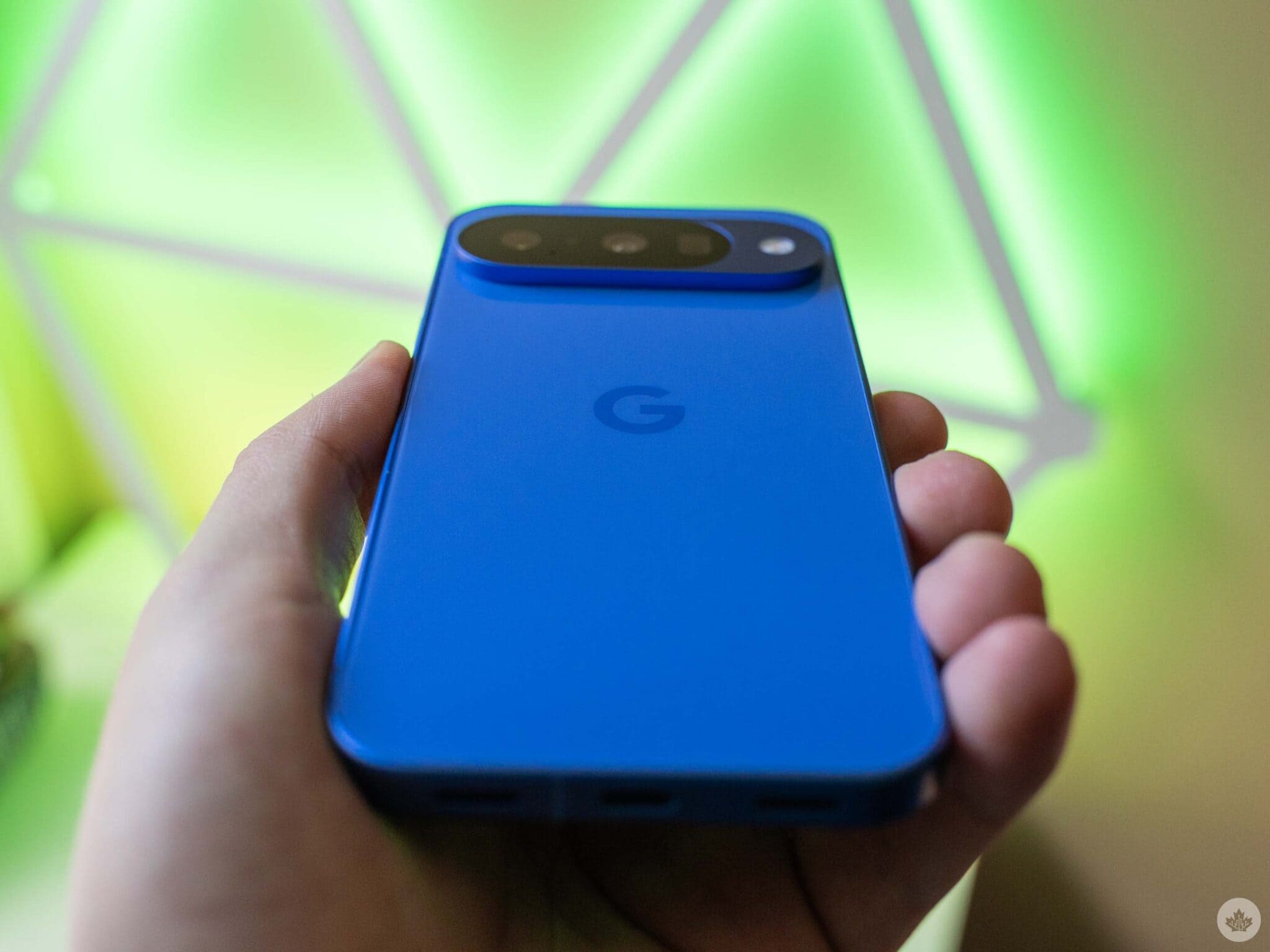 google-pixel-10-背面