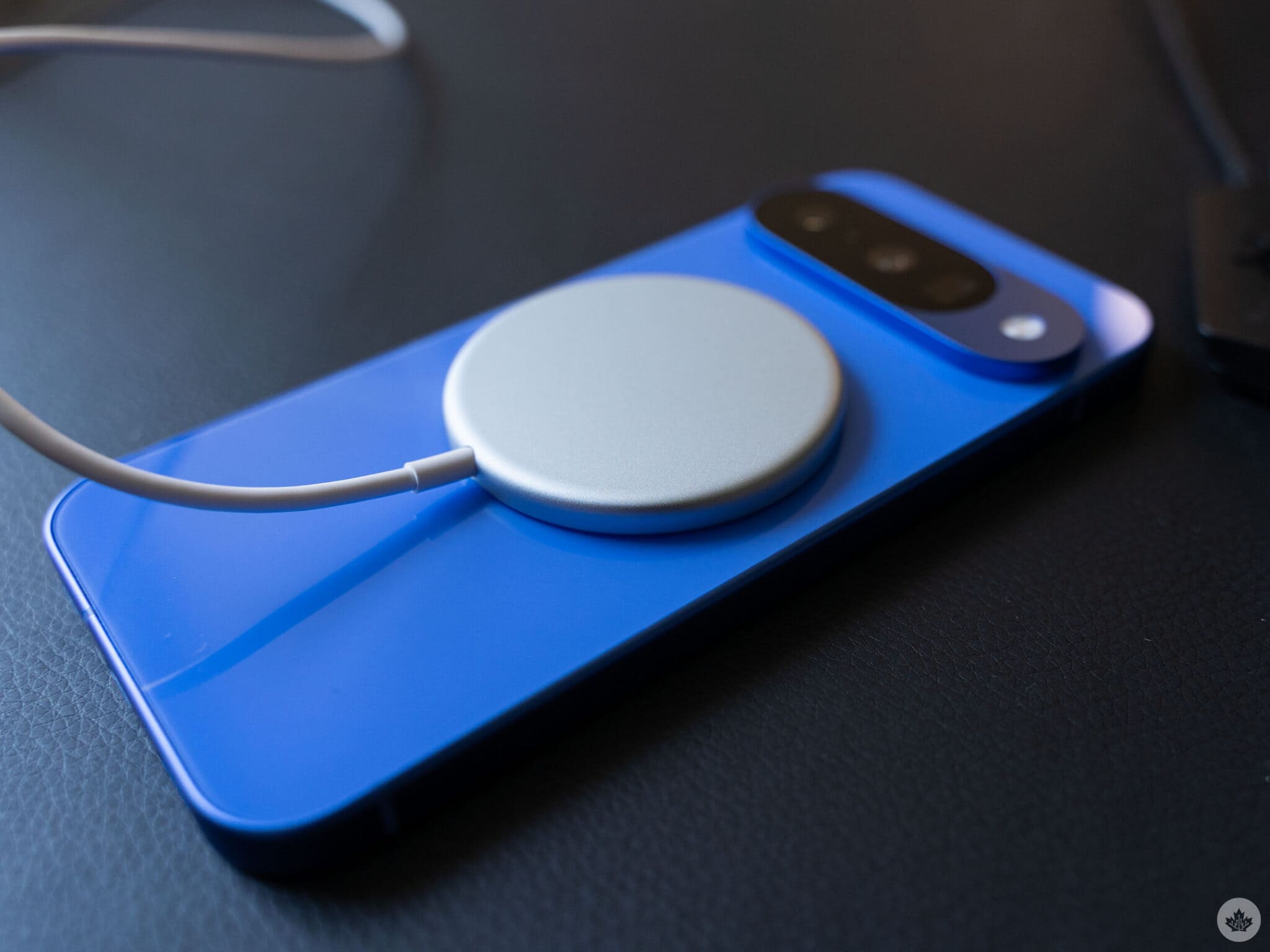 Google Pixel 10 充电器