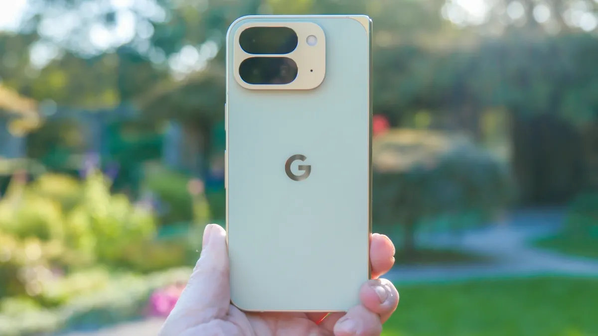 Google Pixel 10 Pro Fold 背面