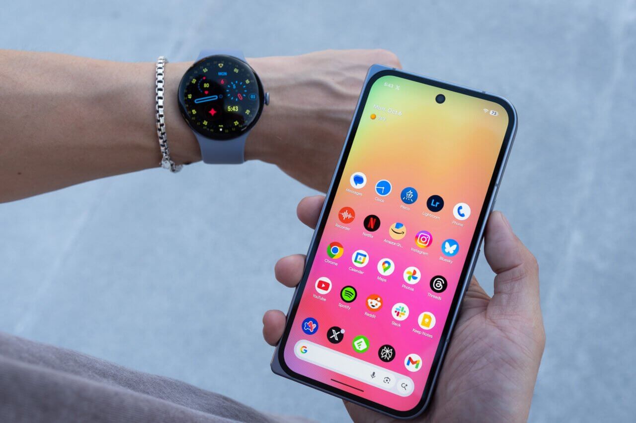 Google Pixel 4 手表和手机