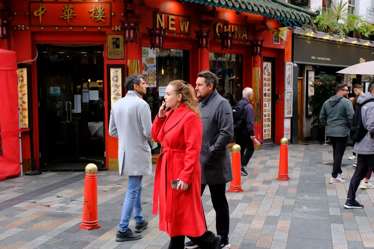 富士 X-T30 III 样张——伦敦唐人街的街景