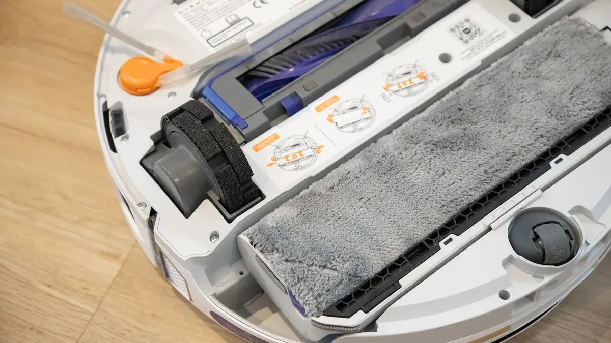 Narwal Flow 翻转过来展示滚筒拖把