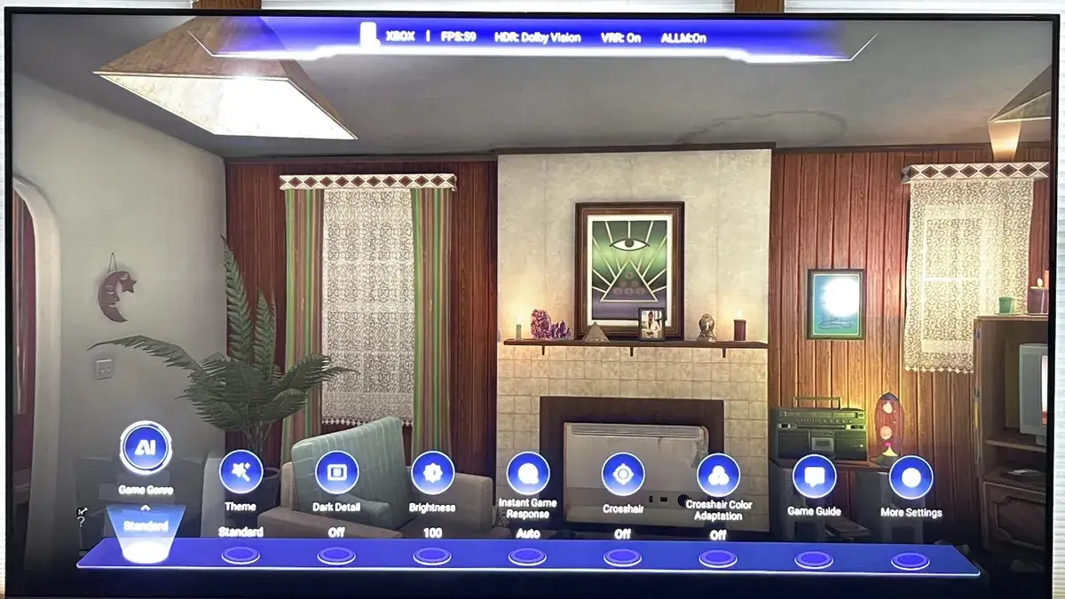 海信 U8QG 显示游戏画面和游戏菜单