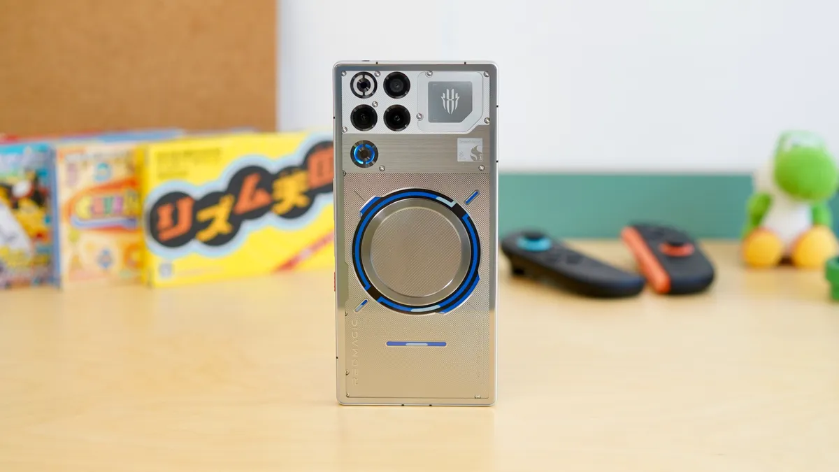 RedMagic 11 Pro 产品图