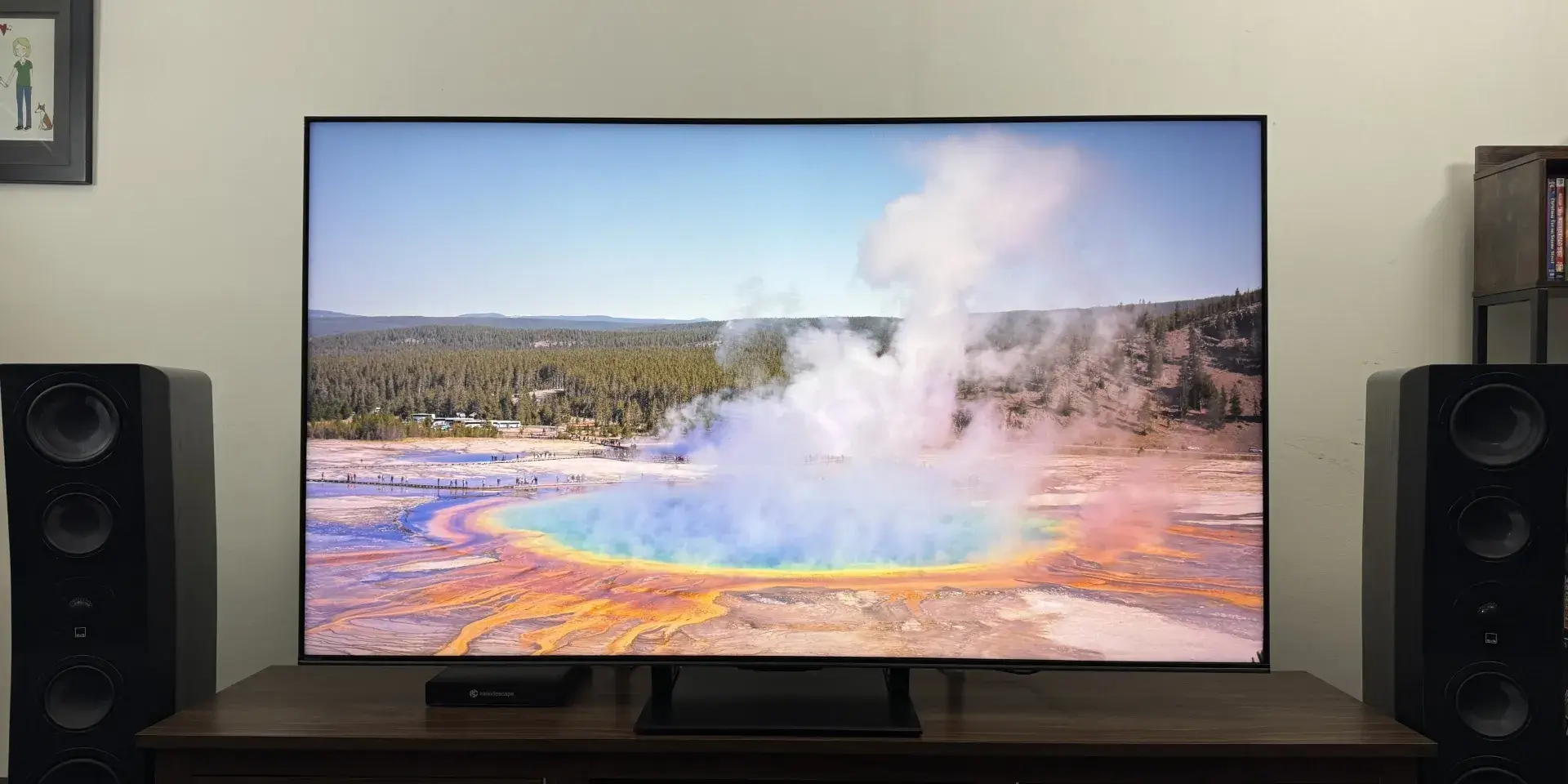 海信U75QG显示间歇泉图像