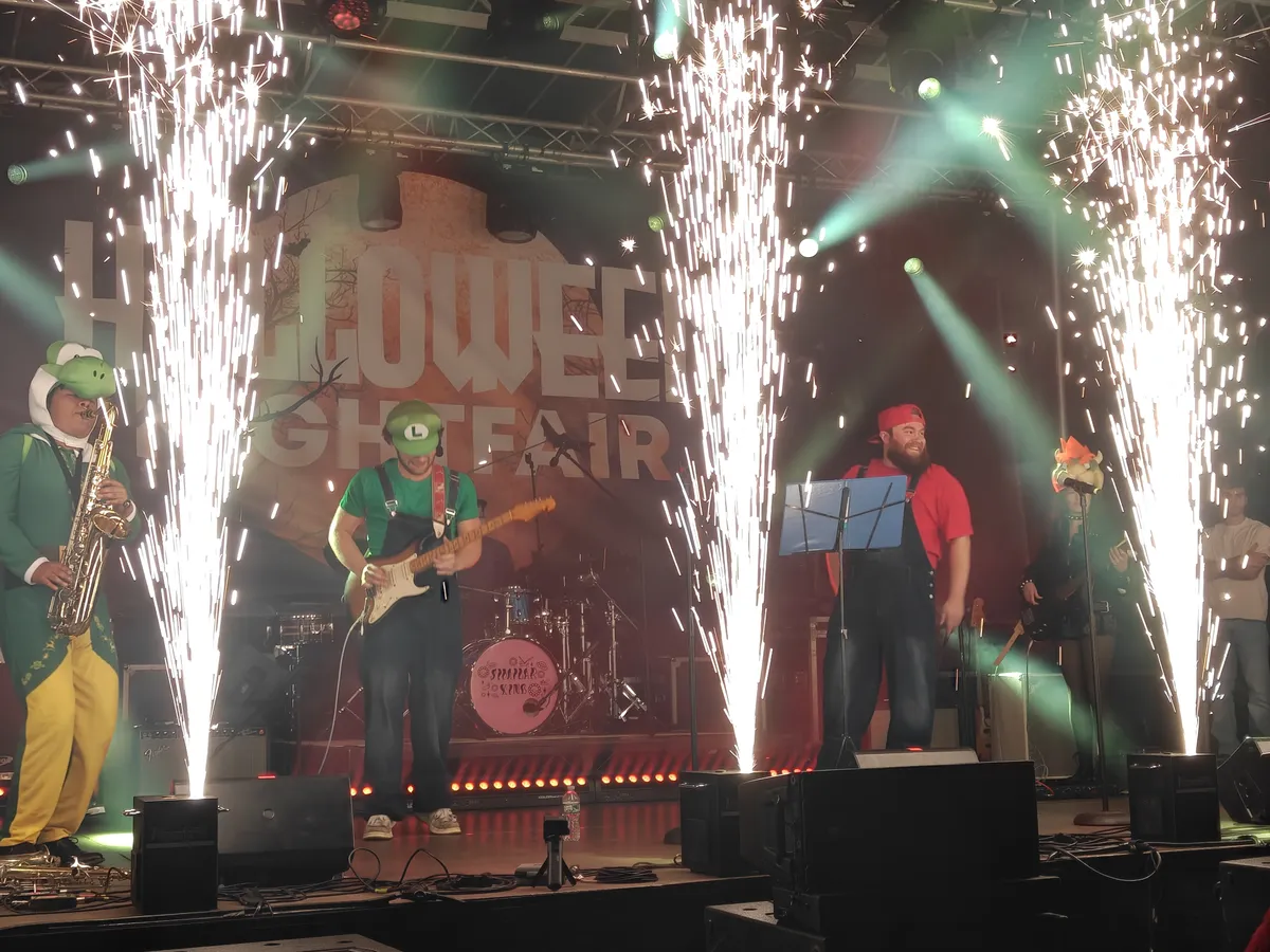 使用 OnePlus 15 拍摄的相机图像样张