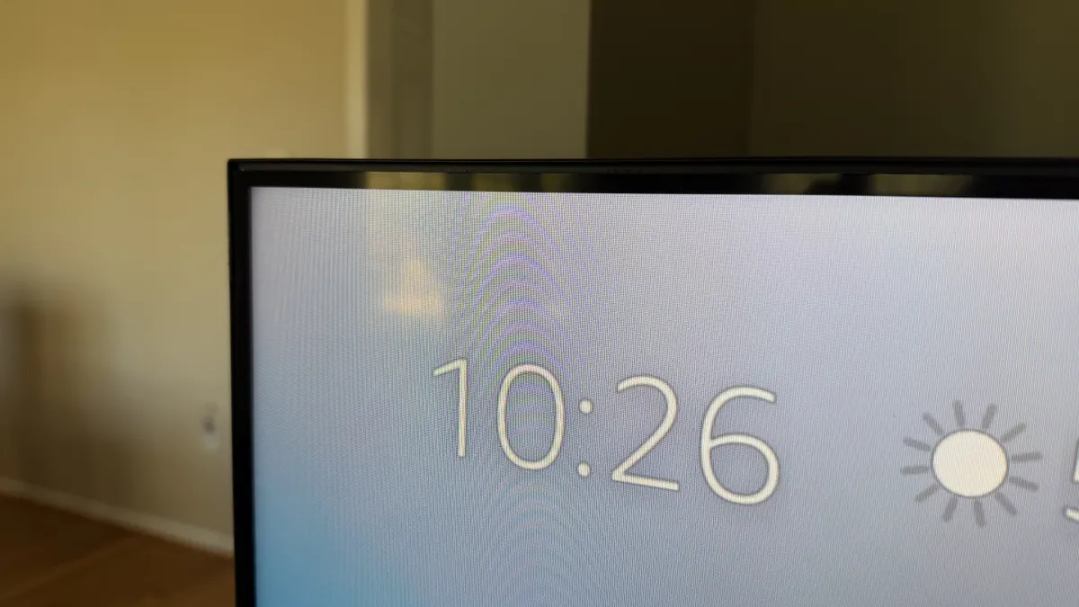 海信 U65QF 边框特写