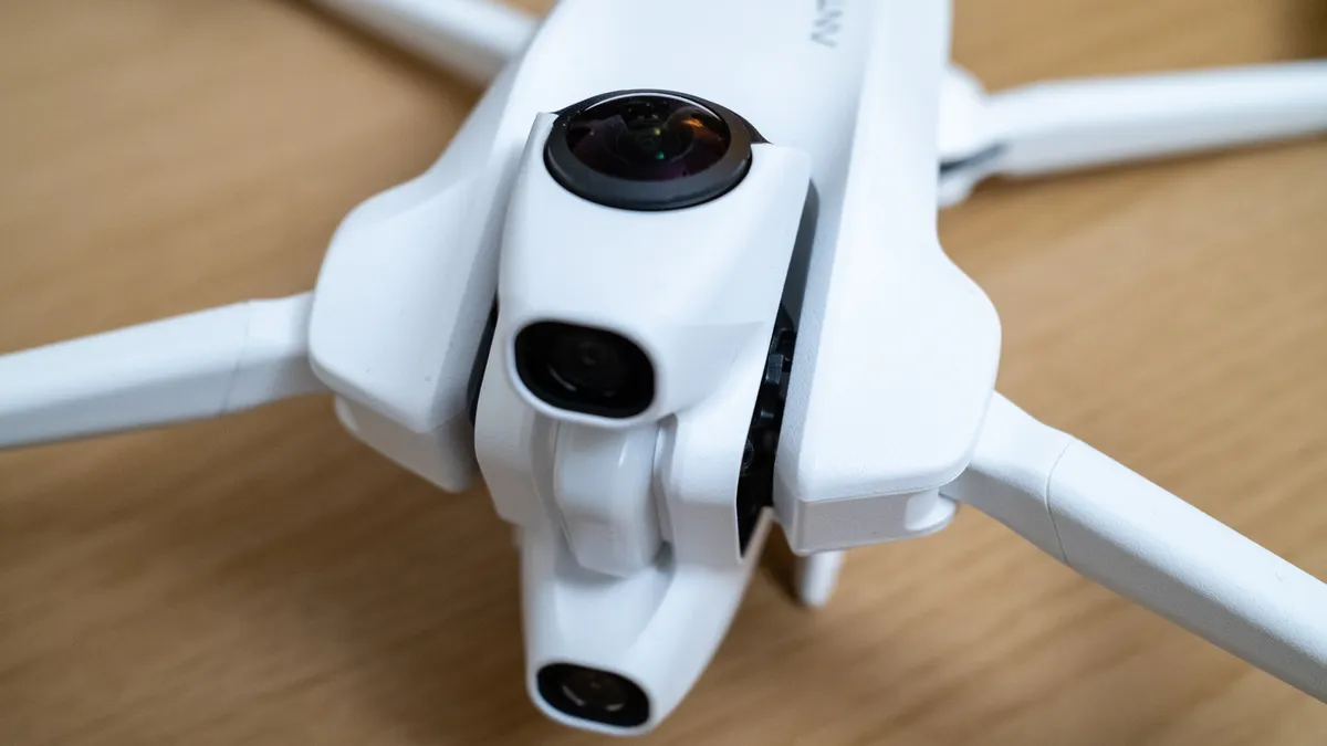 Antigravity A1 相机特写