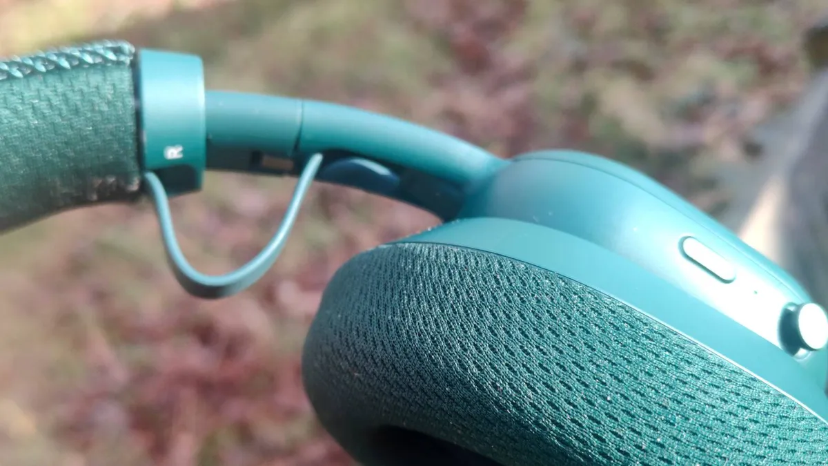 Fairphone Fairbuds XL 2025 的连接器 Fairphone Fairbuds XL 2025 的连接器